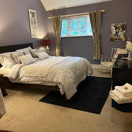 The Thatch Guest house